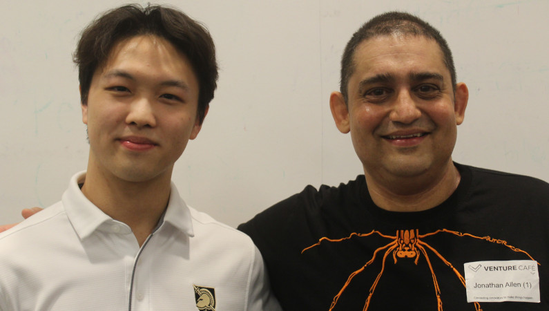 Caught Schmoozing at Venture Cafe-STL